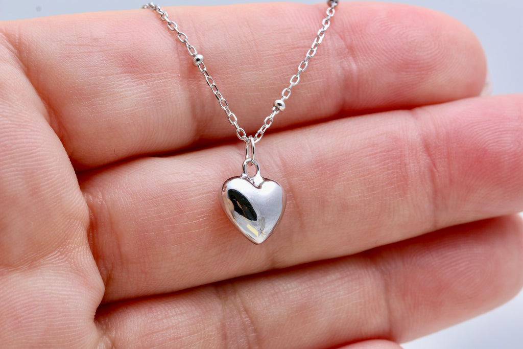 Satellite Chain Puff Heart Necklace