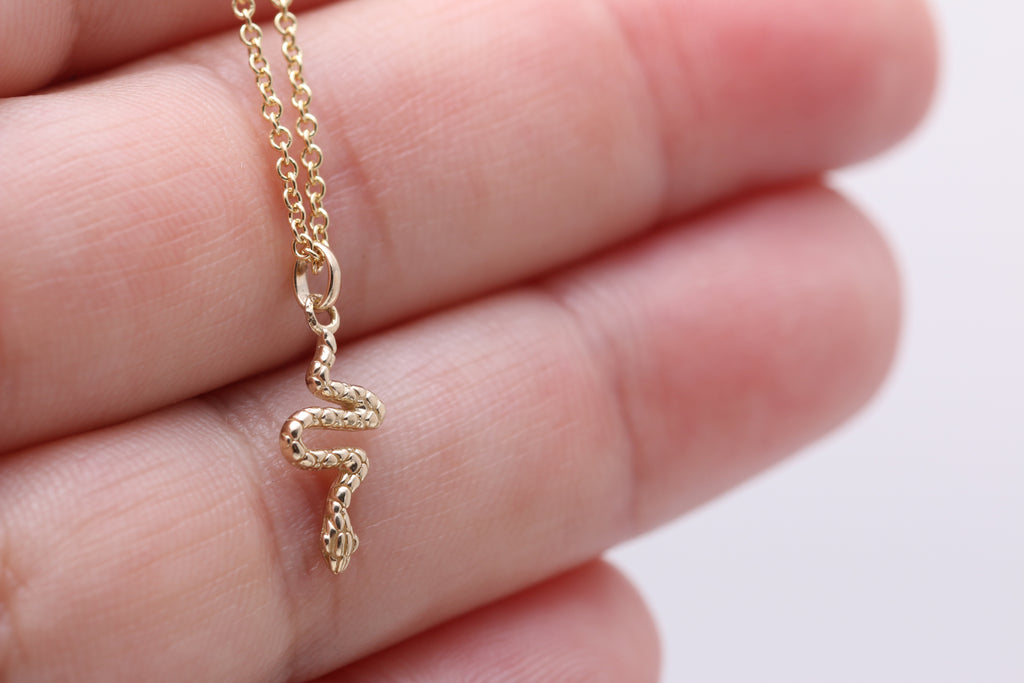 10K Snake Necklace